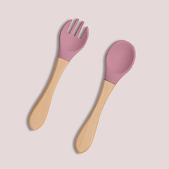 Theoni Rainbow Buddies Silicone Cutlery Set – Baby-Safe Spoon & Fork for Self-Feeding (PINK)