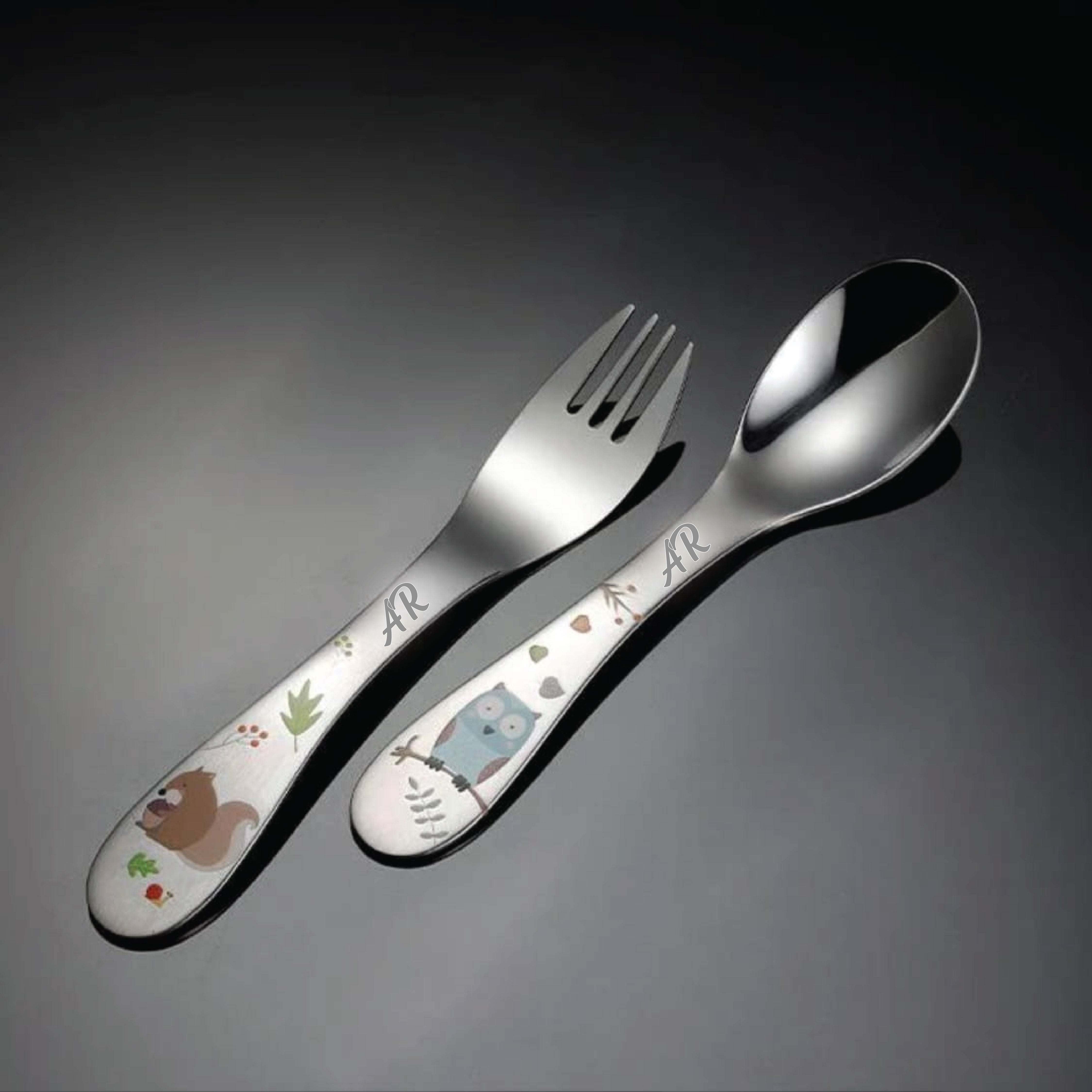 Cutlery_Black_background_1